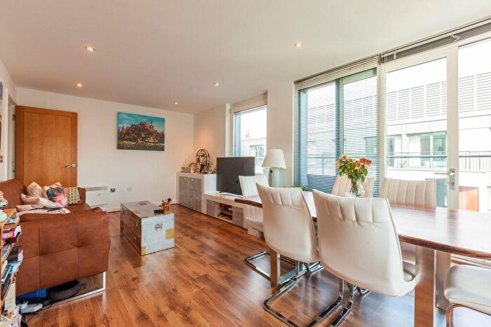 1 Bedroom Flat For Sale In Brewery Square, Clerkenwell, London, EC1V - Photo 4