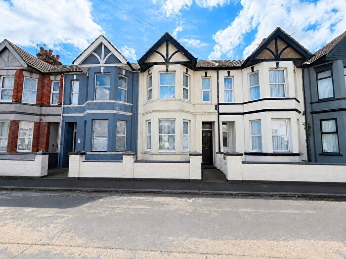 3 Bedroom Terraced House For Sale In Preston Road, Bexhill On Sea, TN39