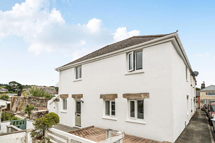 3 Bedroom Cottage For Sale In Ashburton Square, Callington, PL17