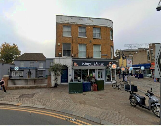 Studio To Rent In Parrock Street, Gravesend, DA12