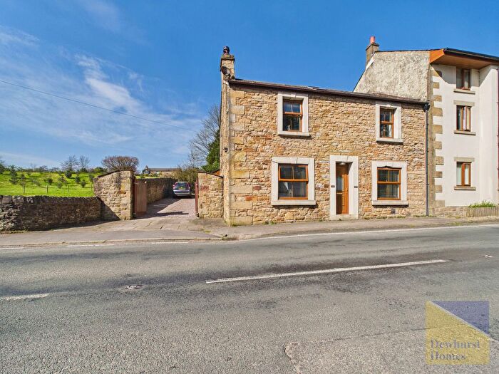 6 Bedroom Semi Detached House For Sale In Lower Road, Hurst Green, PR3