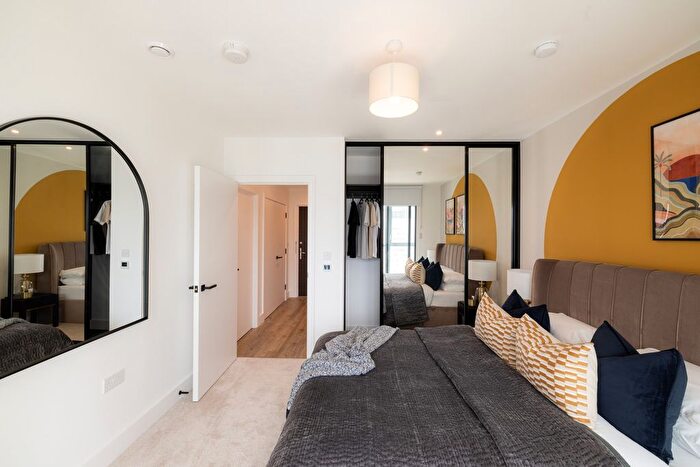 1 Bedroom Flat For Sale In Station Road, Croydon, CR0