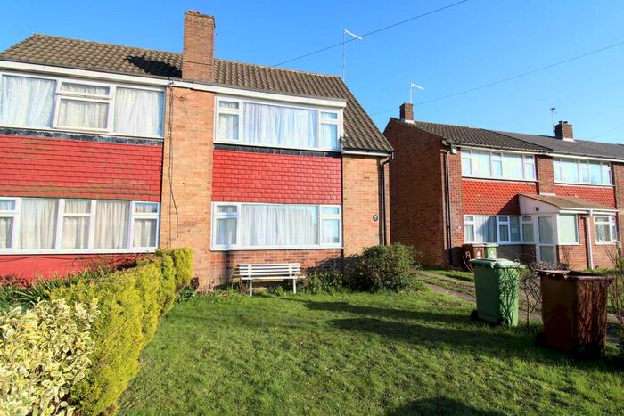 3 Bedroom Semi-Detached House To Rent In Albemarle Avenue, Potters Bar, EN6