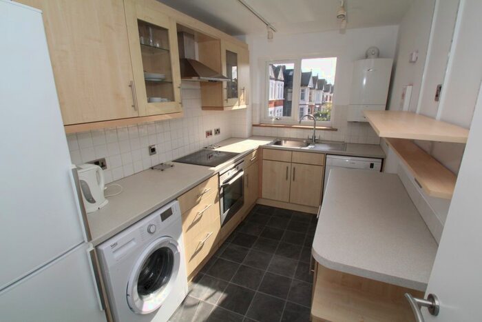 2 Bedroom Flat To Rent In Miles Lodge, Buckingham Road, Harrow, HA1