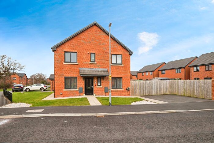 3 Bedroom Detached House For Sale In Brickfield Place, Leyland, Lancashire, PR25