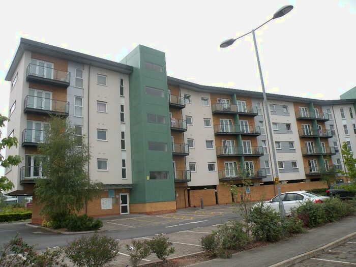1 Bedroom Apartment To Rent In Parkhouse Court, Hatfield, AL10
