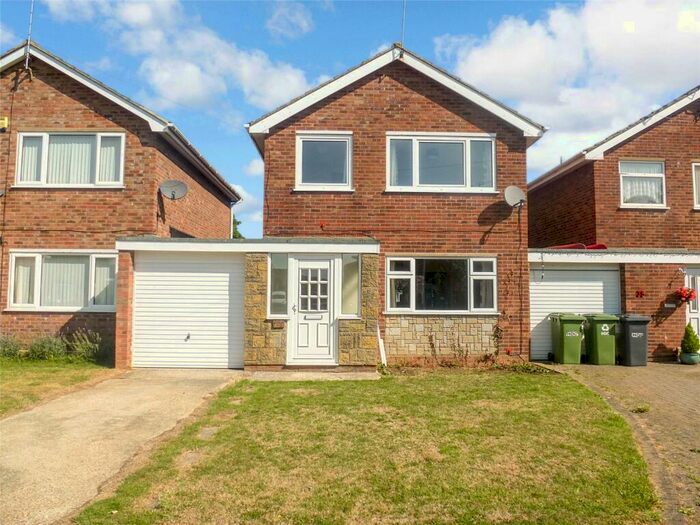 3 Bedroom Detached House To Rent In Papyrus Way, Sawtry, Huntingdon, Cambs, PE28