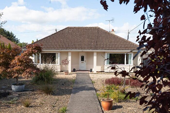 2 Bedroom Detached Bungalow For Sale In Greenway Gardens, Trowbridge, BA14
