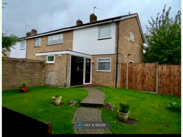 3 Bedroom End Of Terrace House To Rent In Tandridge Place, Orpington, BR6