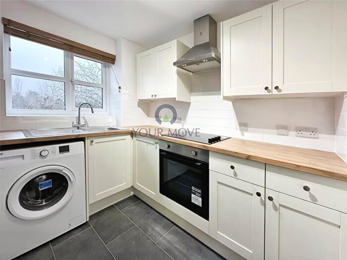 2 Bedroom Flat To Rent In Thyme Close, London, SE3
