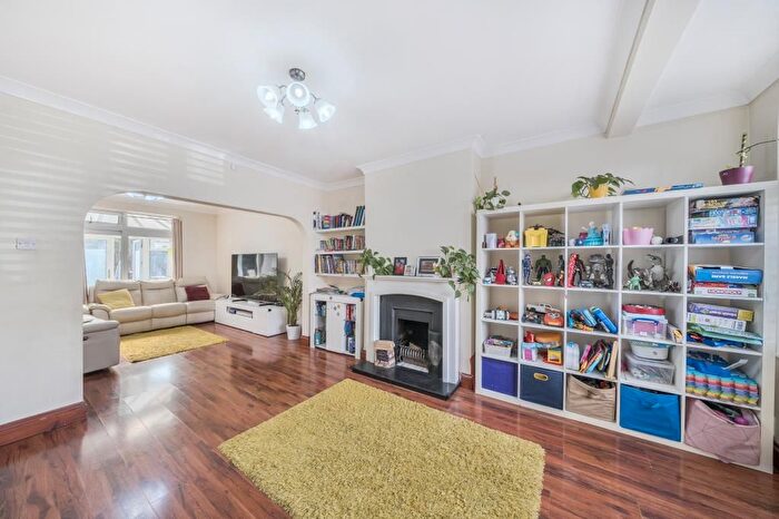 3 Bedroom Semi-Detached House To Rent In Woodland Gardens, Isleworth, TW7