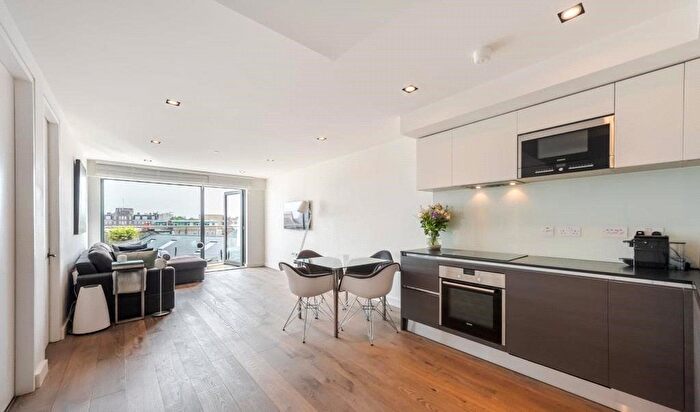 1 Bedroom Flat For Sale In Macaulay Road, London, SW4