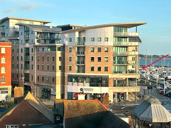 3 Bedroom Apartment For Sale In The Quay, Poole, BH15