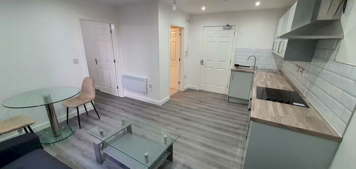 1 Bedroom Flat To Rent In Chester Gate House, Stockport, SK1