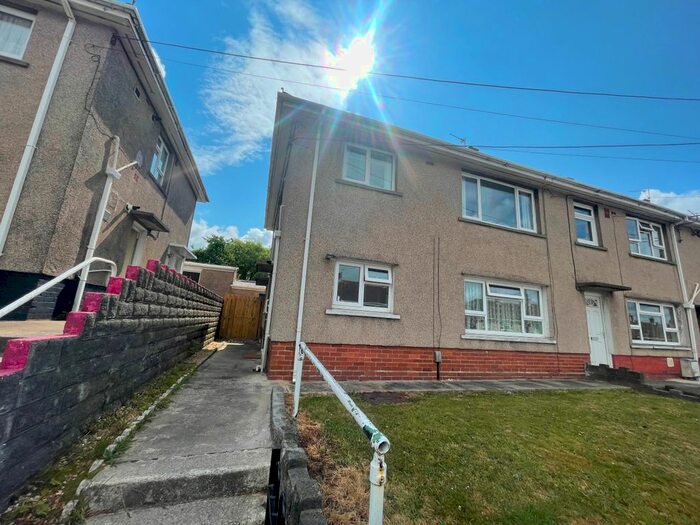 1 Bedroom Flat To Rent In Heol Maes Y Cerrig, Loughor, Swansea, SA4