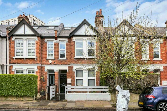 2 Bedroom Flat To Rent In Weston Road, London, W4