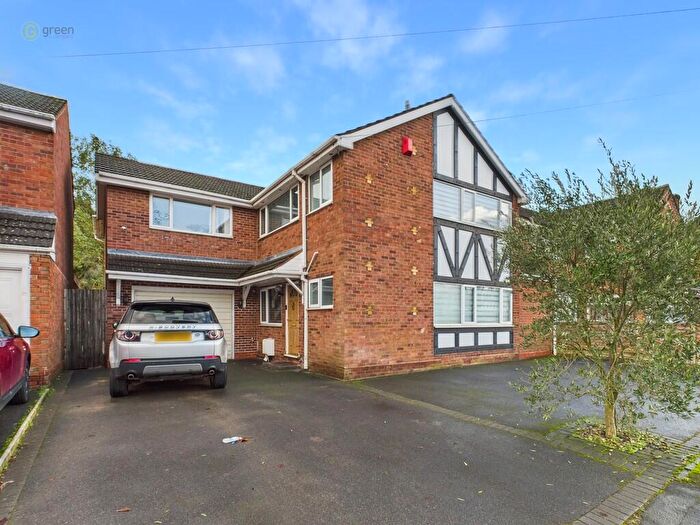 5 Bedroom Detached House For Sale In Birmingham Road, Wylde Green, B72