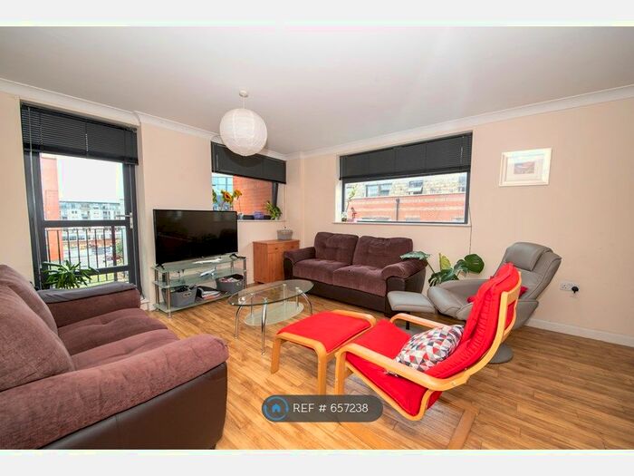 2 Bedroom Flat To Rent In Kennet Street, Reading, RG1