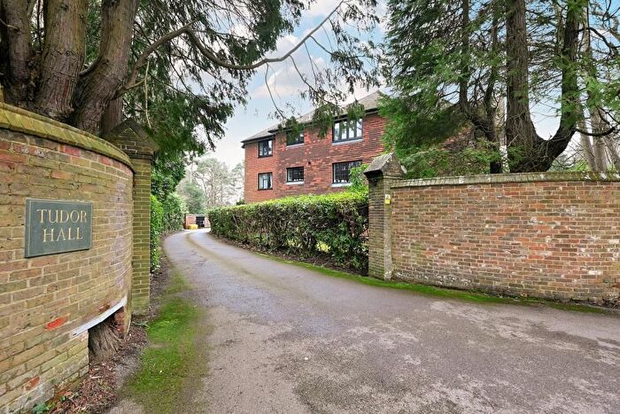 2 Bedroom Flat To Rent In Branksome Park Road, Camberley, GU15