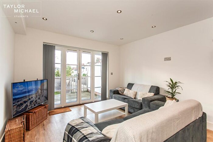 4 Bedroom Terraced House To Rent In Springfield Road, Brighton, BN1