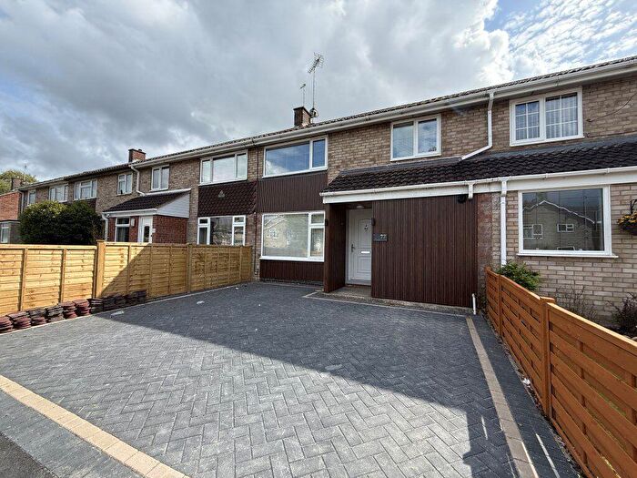 3 Bedroom Terraced House To Rent In Taunton Avenue, NN18