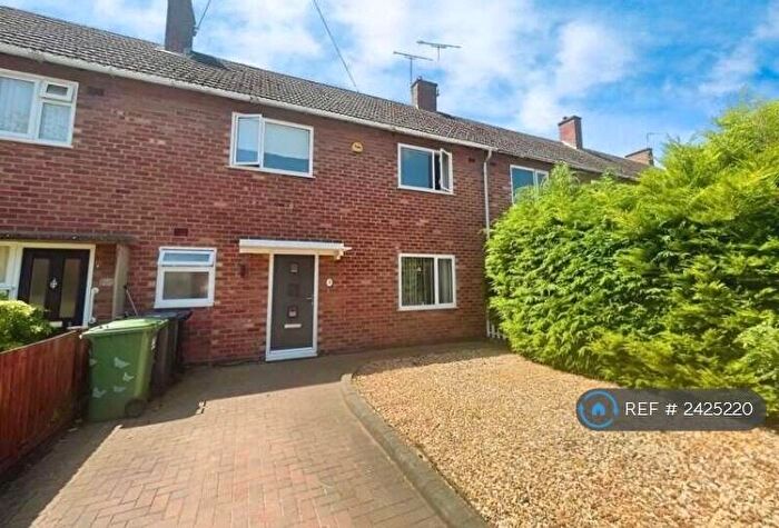 3 Bedroom Terraced House To Rent In Scott Road, Kenilworth, CV8