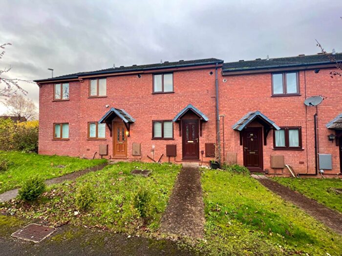 2 Bedroom House To Rent In Sutherland Avenue, Yate, Bristol, BS37