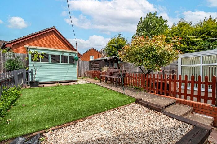 2 Bedroom End Of Terrace House To Rent In Providence Road, Bromsgrove, Worcestershire, B61