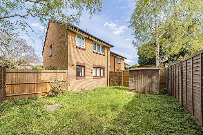 1 Bedroom Maisonette For Sale In Pippins Close, West Drayton, UB7