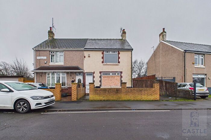 2 Bedroom Semi Detached House For Sale In Marton Grove Road, Middlesbrough, TS4