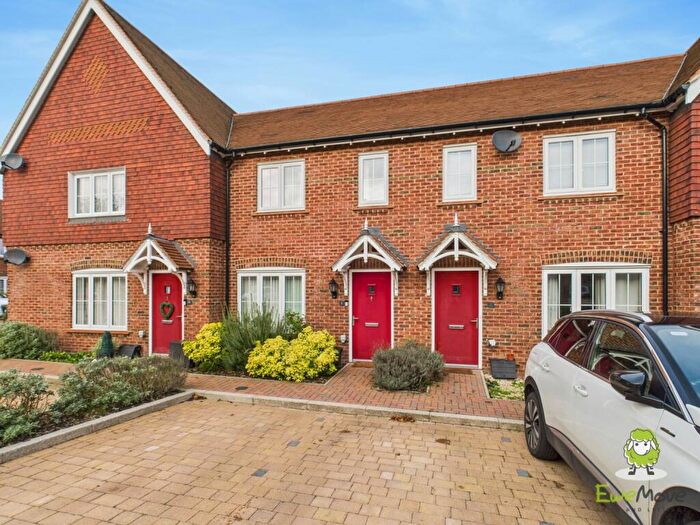 2 Bedroom Terraced House For Sale In Gable Rise, Chineham, Basingstoke, Hampshire, RG24
