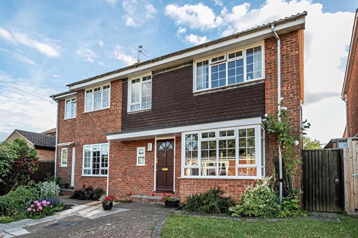 4 Bedroom Detached House For Sale In Grendon Underwood, Buckinghamshire, HP18