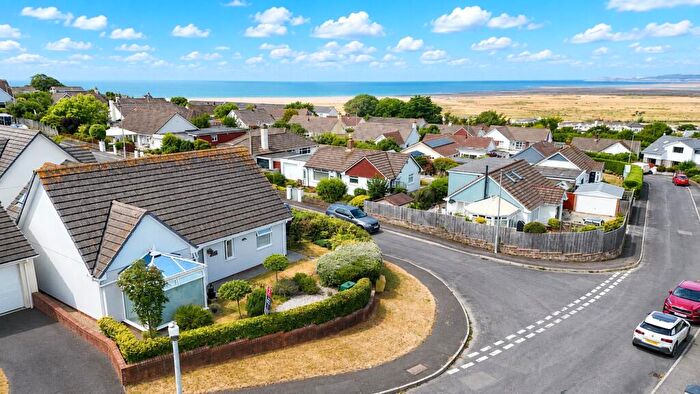3 Bedroom Bungalow For Sale In Highfield, Northam, Bideford, Devon, EX39