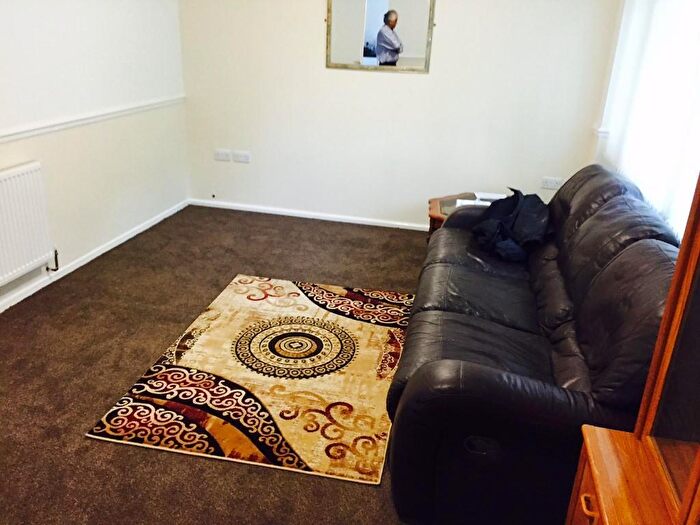 4 Bedroom Flat To Rent In Leamington Spa, CV31