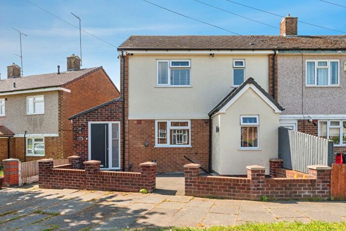 4 Bedroom End Of Terrace House For Sale In Frobisher Road, Neston, Cheshire, CH64