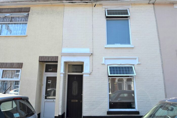 2 Bedroom Terraced House To Rent In Liverpool Road, Portsmouth, PO1
