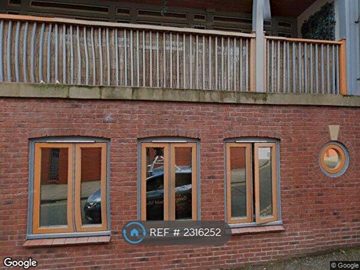 2 Bedroom Flat To Rent In Foregate Street, Chester, CH1