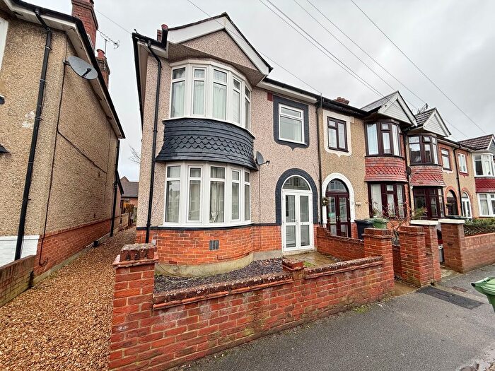 3 Bedroom End Of Terrace House For Sale In Langdale Avenue, Drayton, PO6