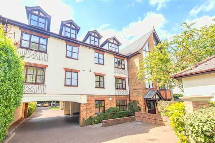 1 Bedroom Flat To Rent In Kingston Road, Teddington, TW11
