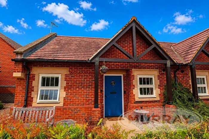 1 Bedroom Bungalow For Sale In Huntsmans Drive, Oakham, LE15