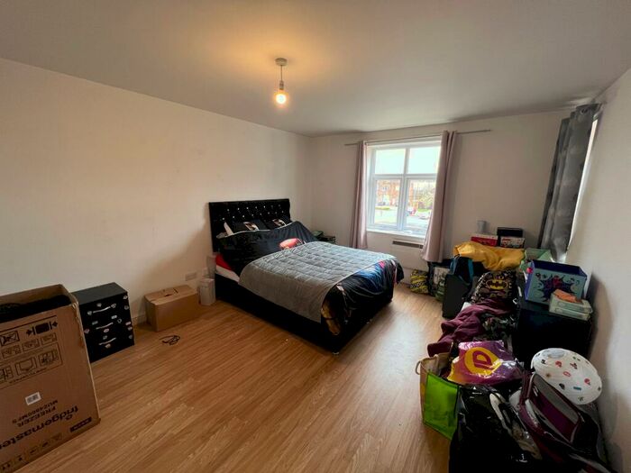2 Bedroom Flat To Rent In Bravery Court, Banks Road, Garston, Liverpool, L19