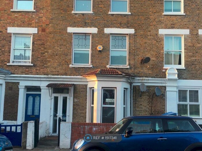 4 Bedroom Terraced House To Rent In Whateley Road, London, SE22