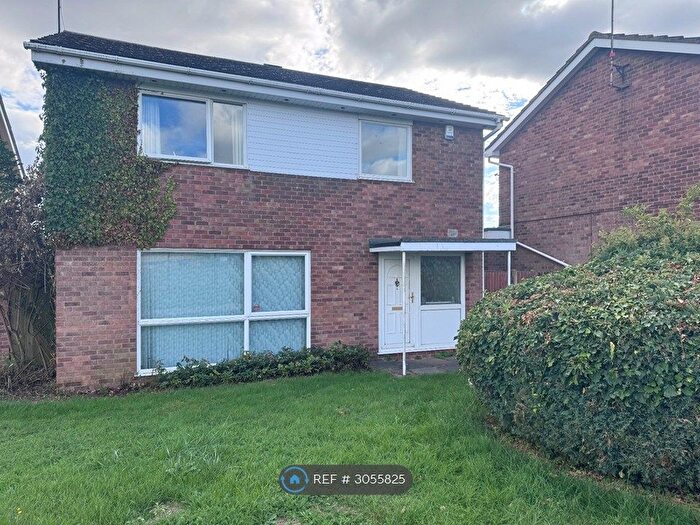 4 Bedroom Detached House To Rent In Spinney Walk, Peterborough, PE3