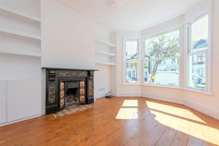 2 Bedroom Flat To Rent In Burrows Road, London, NW10