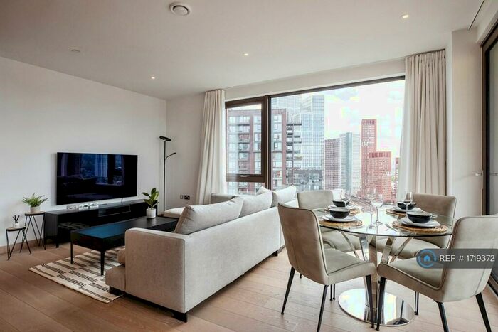 2 Bedroom Flat To Rent In Legacy Building, London, SW11