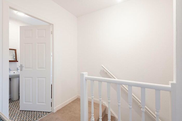 3 Bedroom Terraced House For Sale In Hollybank, Methil, KY8
