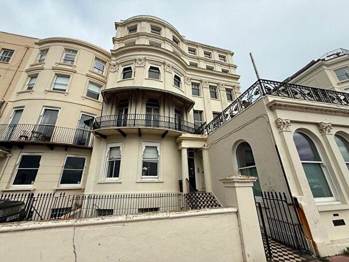 2 Bedroom Flat To Rent In Marine Parade, Brighton, BN2