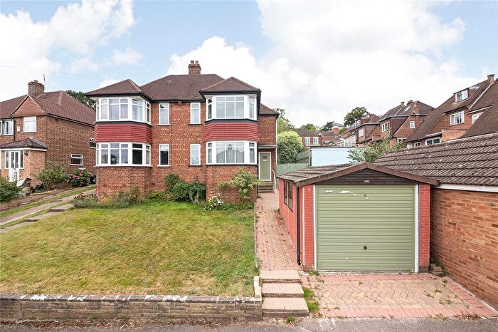 3 Bedroom Semi-Detached House To Rent In Sunset Gardens, London, SE25