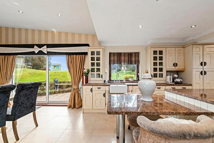 6 Bedroom Detached House For Sale In Craigs Court, Torphichen, EH48