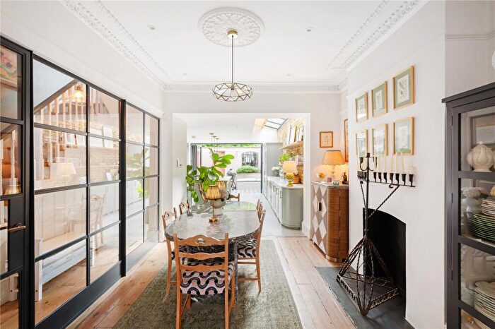 5 Bedroom Terraced House For Sale In Eccles Road, Battersea, SW11